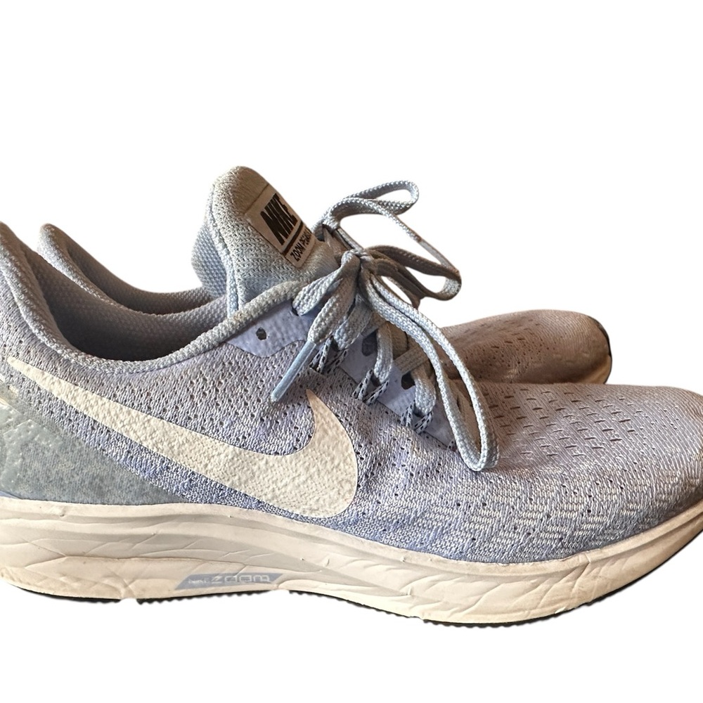 Nike Women's Light Blue Sneakers